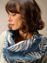 Nile Organic Cotton Scarf / Nightblue Botanical