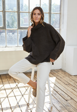 Charli Vanessa Sweater / Dark Espresso