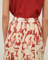 YERSE Skirt / Red Floral