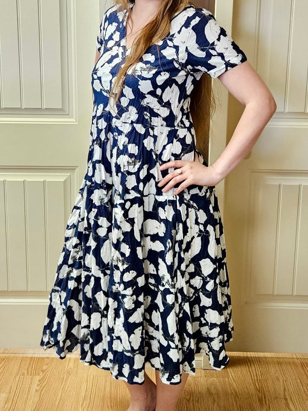 Dress Addict Jazy Dress / Navy/White Floral