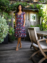 Robe Addict Jade / Motifs floraux bleu marine et rouge