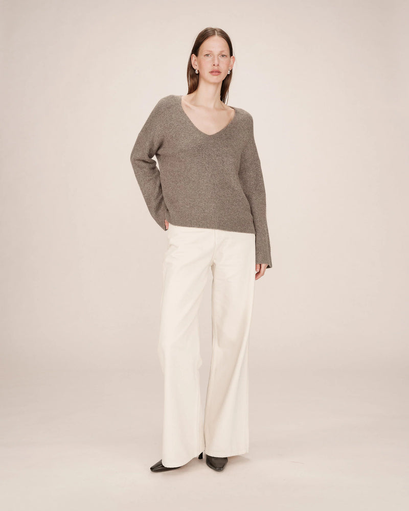 Grace & Mila Salvador Sweater / Taupe