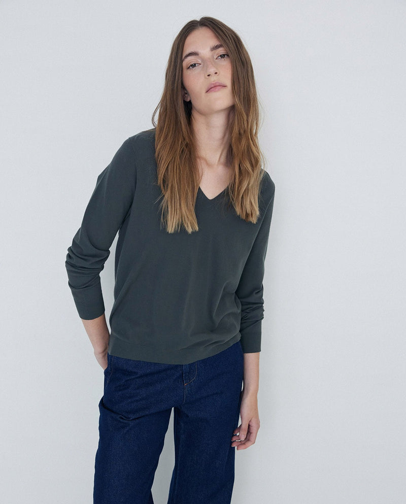 Yerse V-neck Pullover Sweater / Khaki