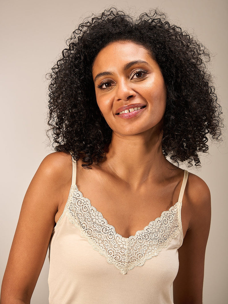 Nile Reversible Lace Cami / Kitt