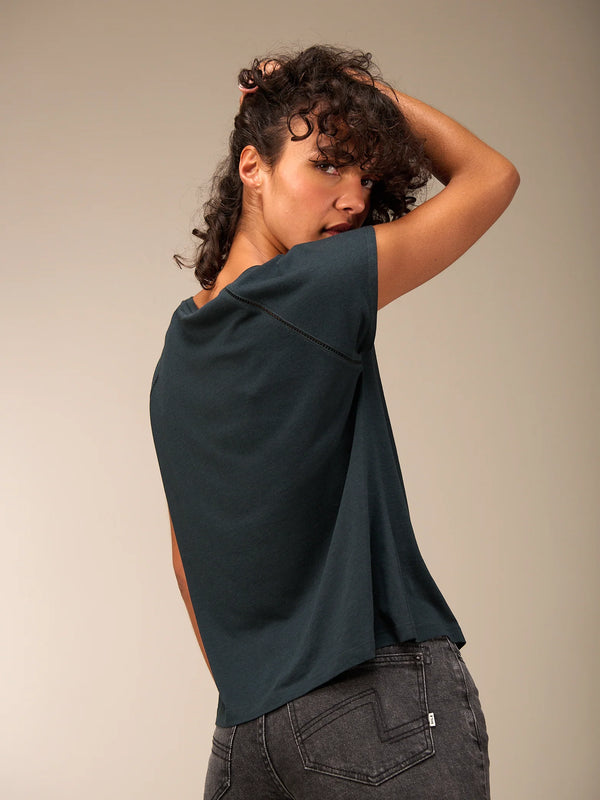 Nile Tee / Petrol