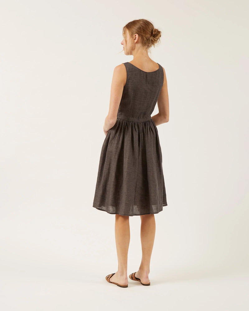 Naif Shadai Linen Dress / Charcoal