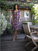 Dress Addict Jade / Navy-Red Floral
