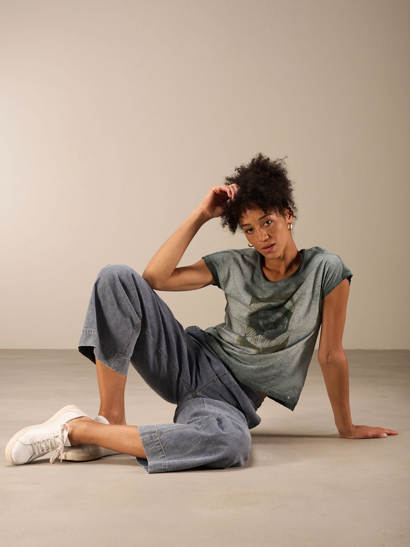 Nile Art Tee / Steel Green