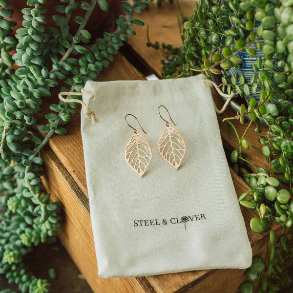 O'Brien Drop Leaf Earring: Gold