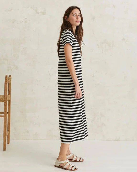 Yerse Midi Dress / Black & White Stripe